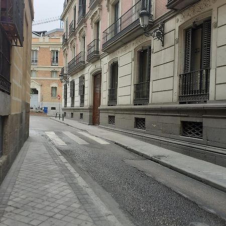 Acogedor Apartamento Entre Sol Gran Via Y Palacio Madrid Eksteriør billede